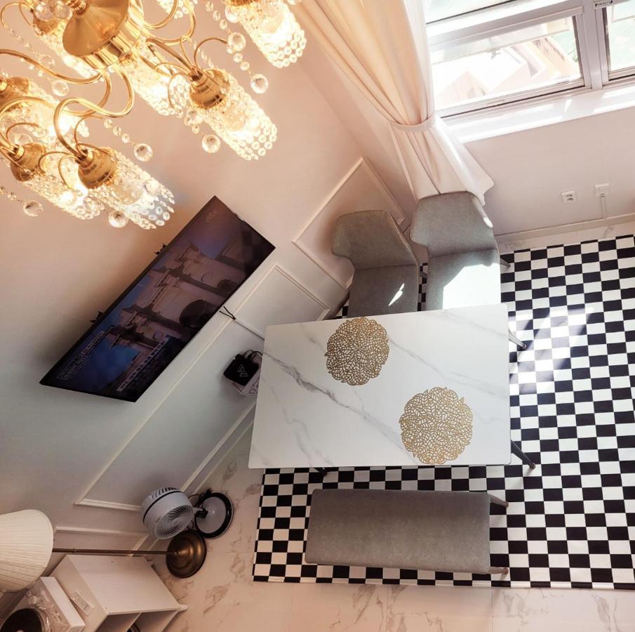 Blooming Guest House Daegu Exteriör bild